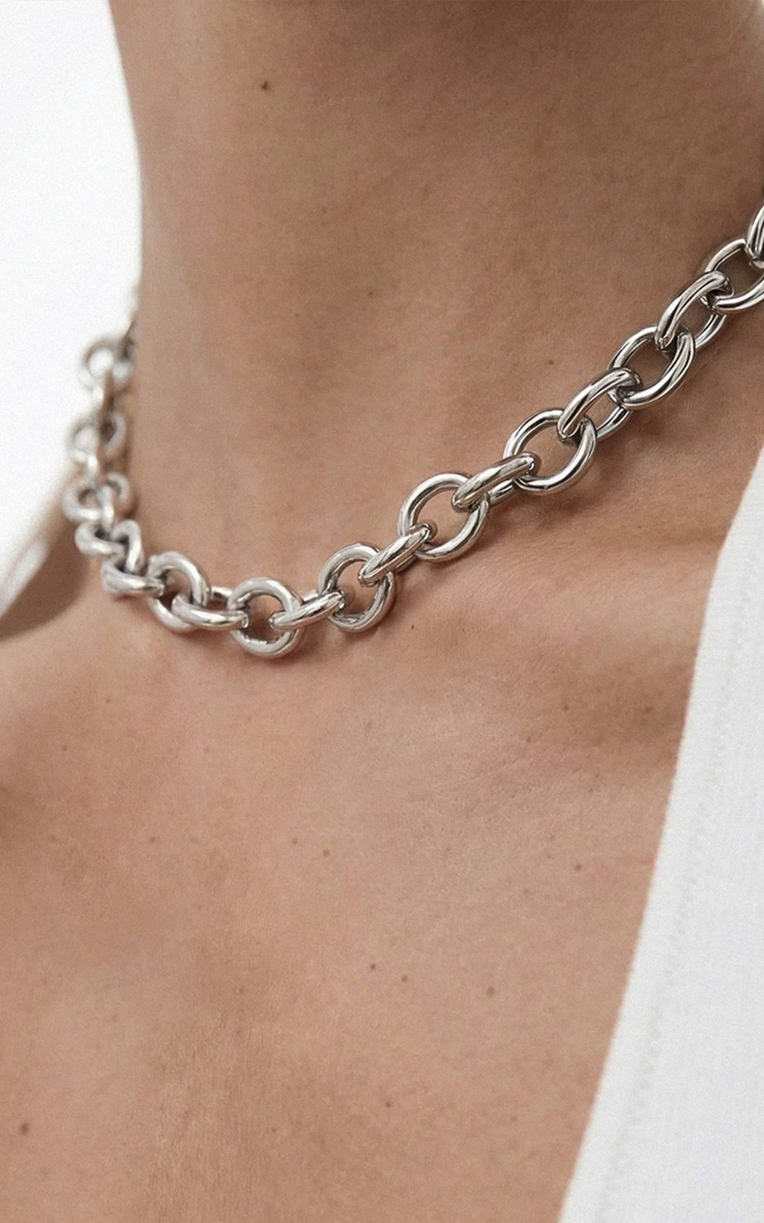 Bold Round Chain.