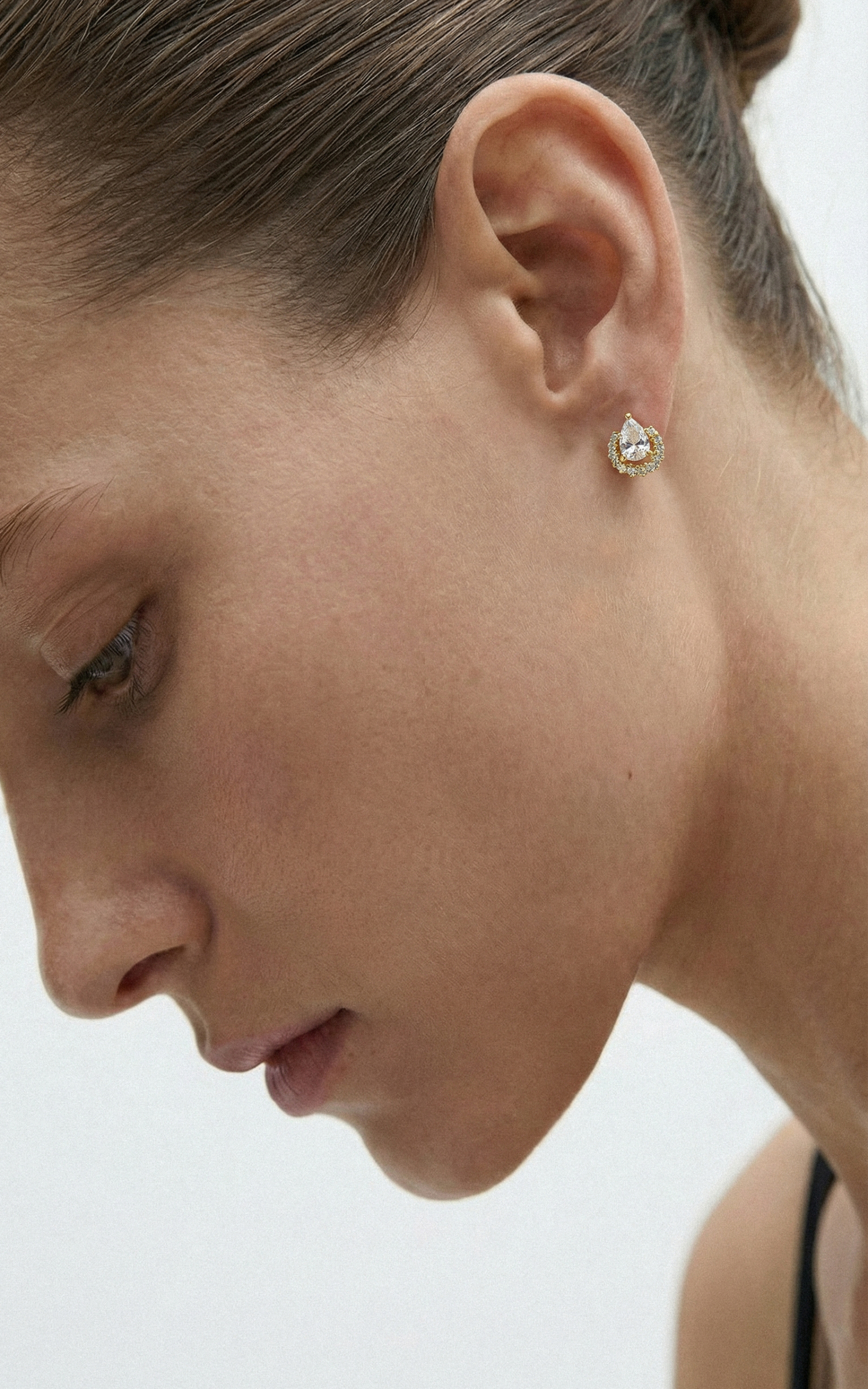 Elara S Stud Earring.