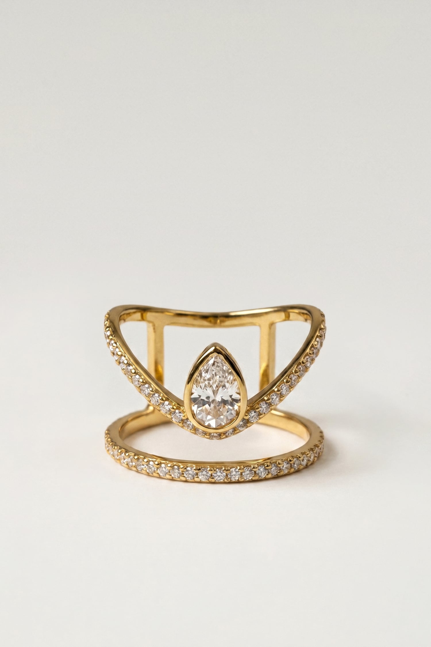 Elara Ring.