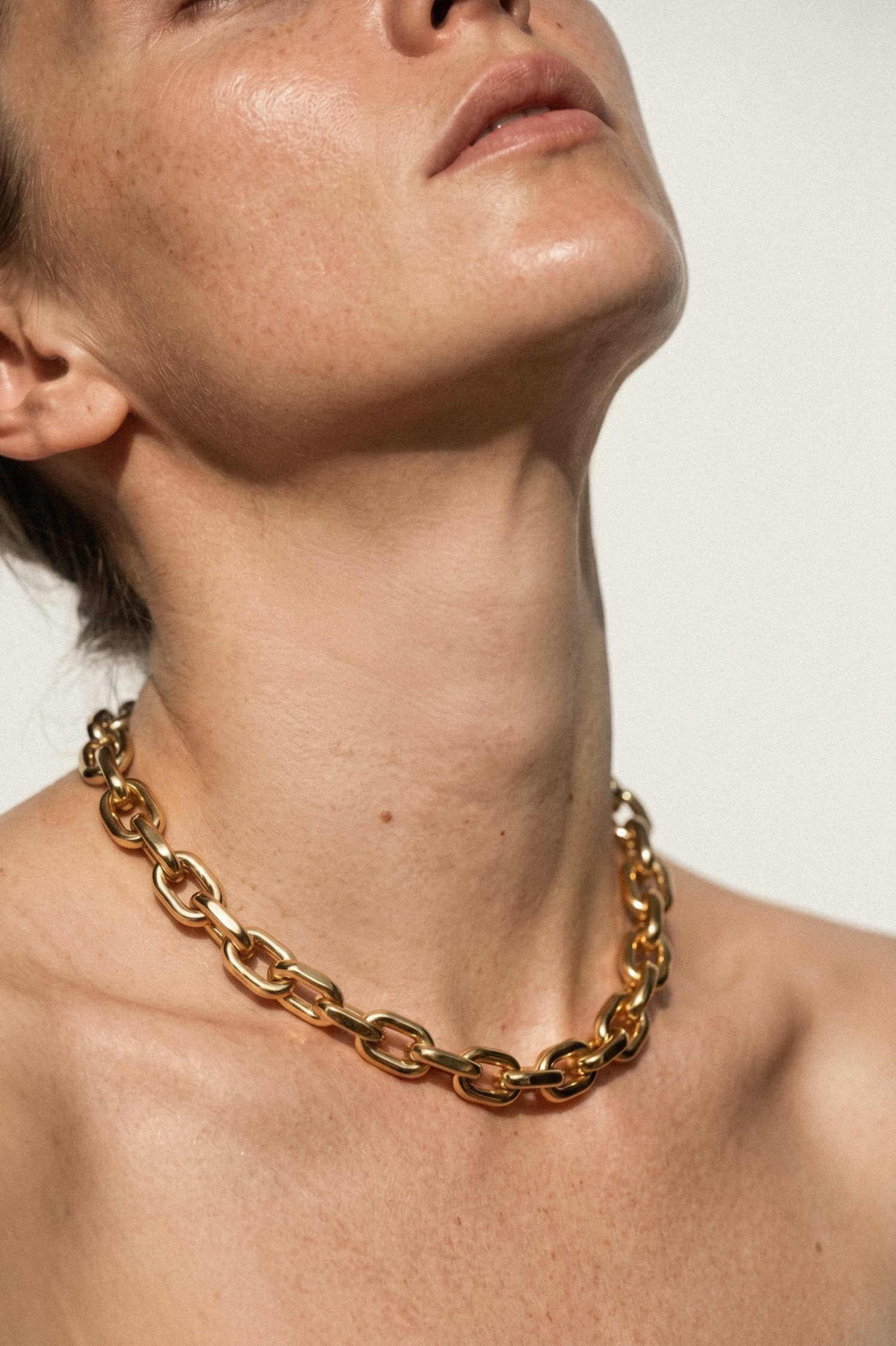 Bold Square Chain.