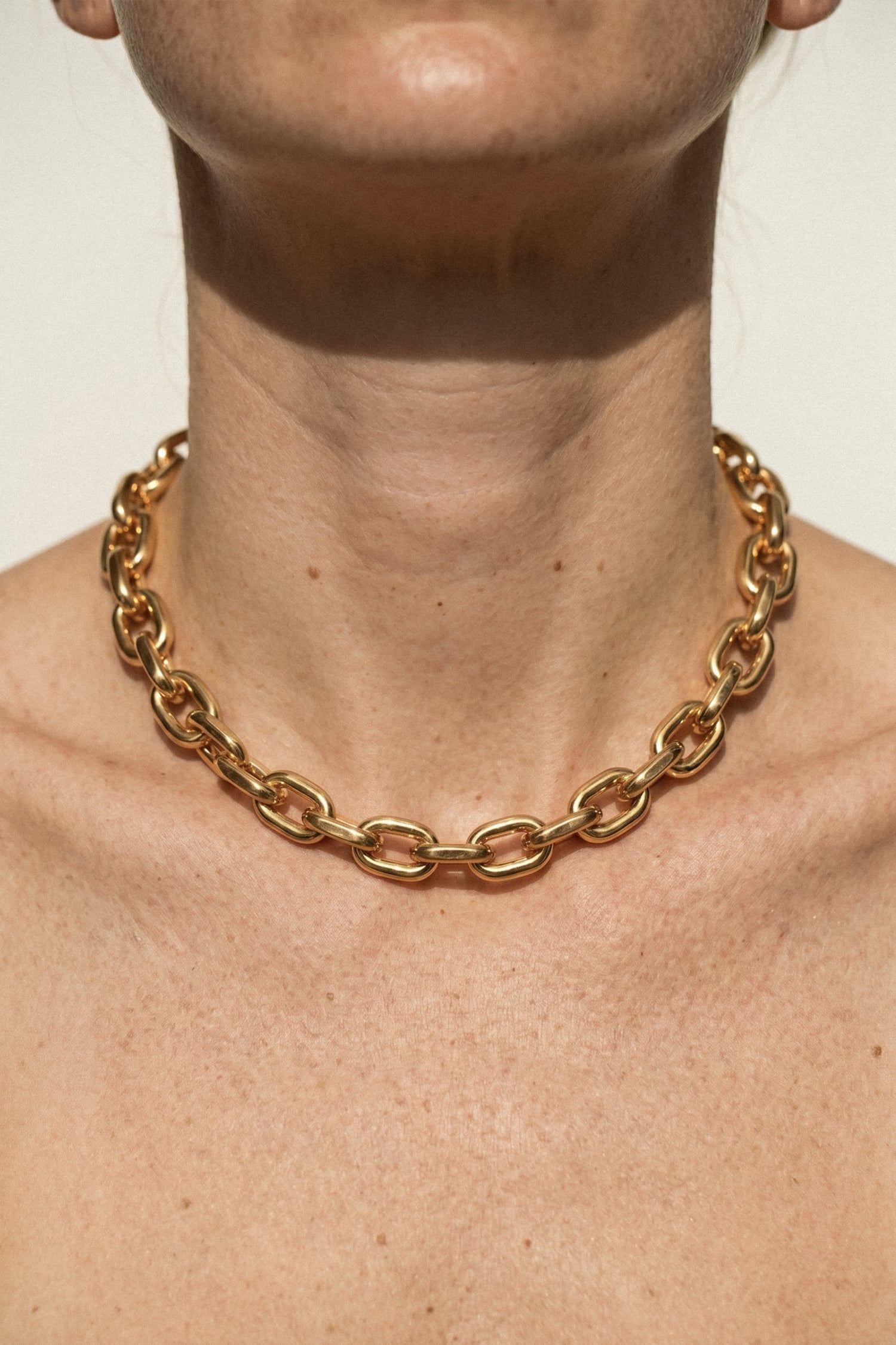 Bold Square Chain.