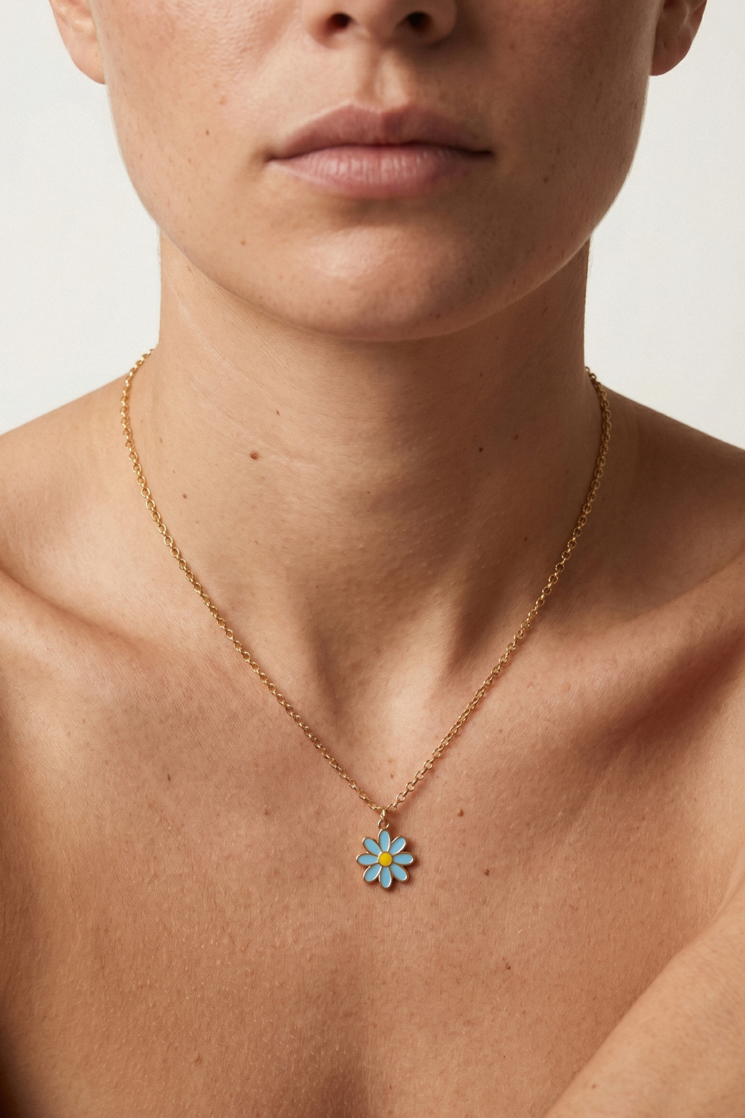 Daisy Necklace. / Blue