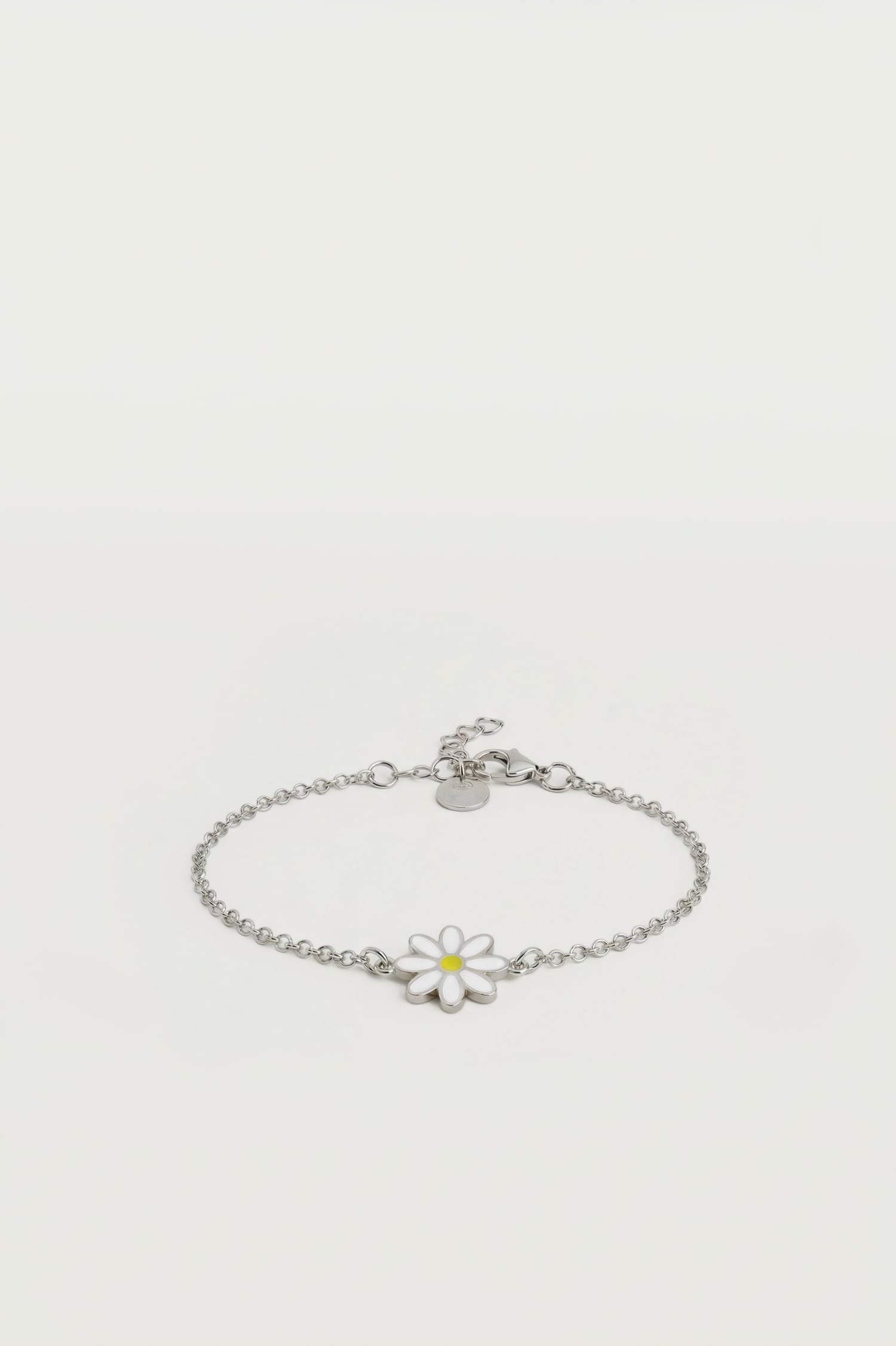 Daisy Bracelets. / White