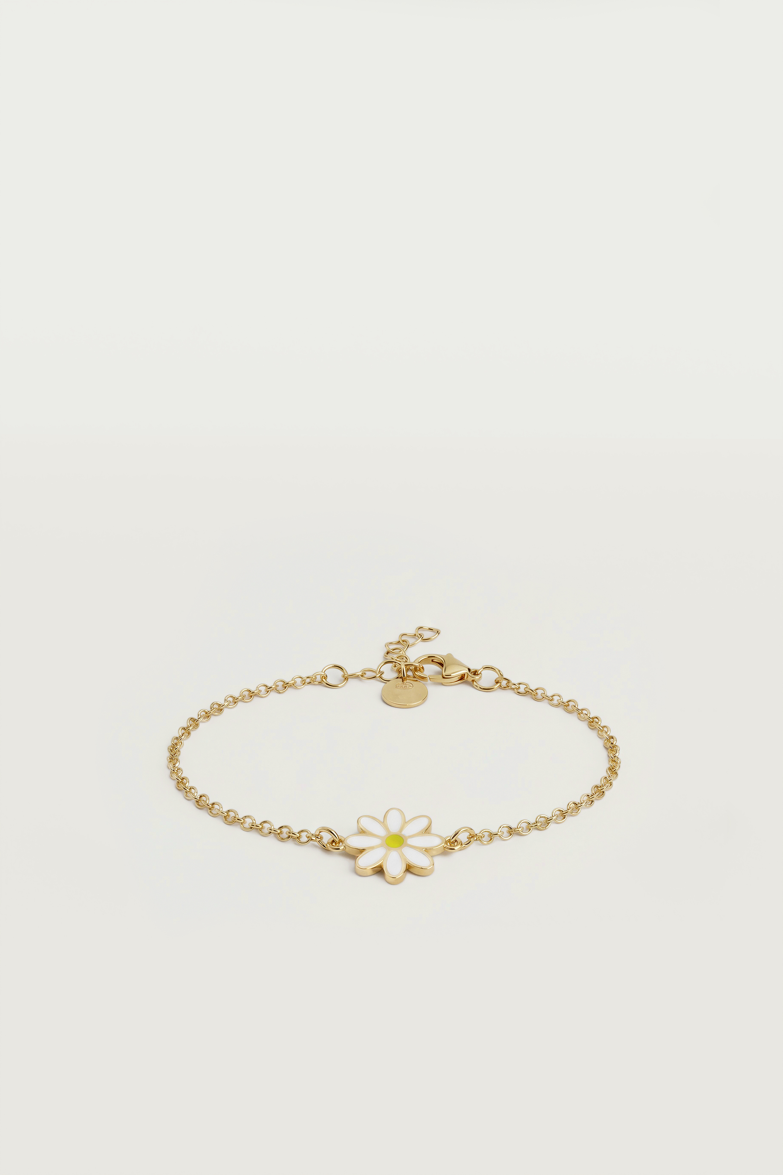 Daisy Bracelets. / White