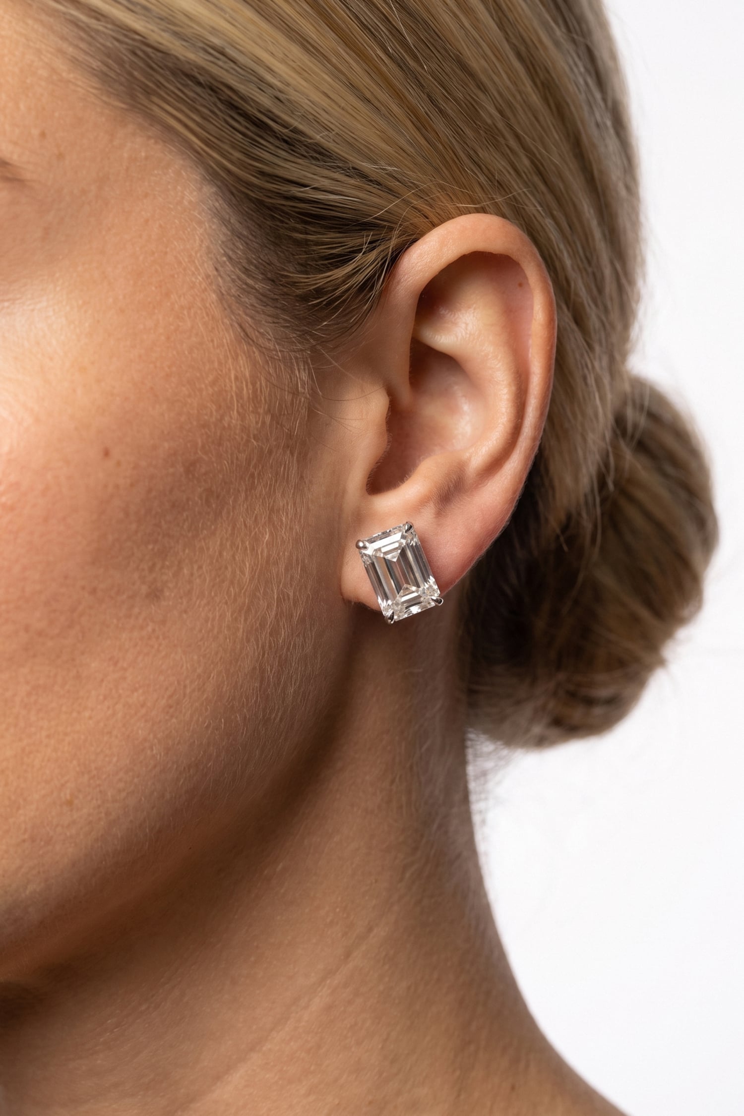 Emerald cut Studs.