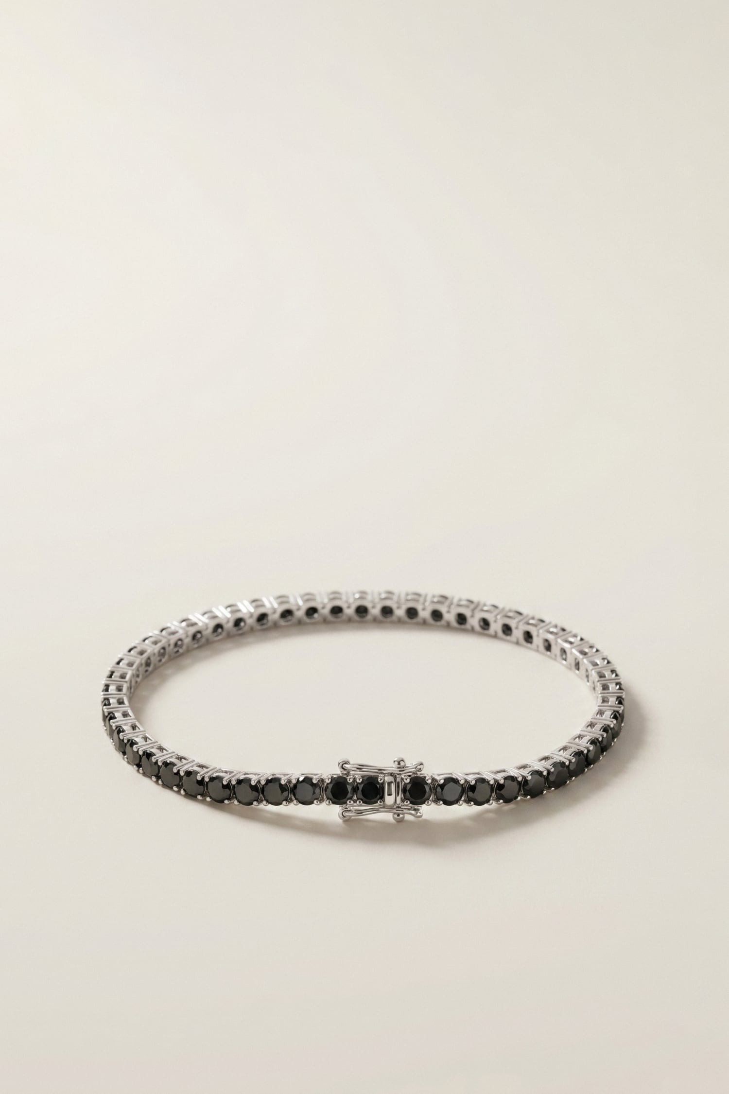 Tennis Bracelet./19cm