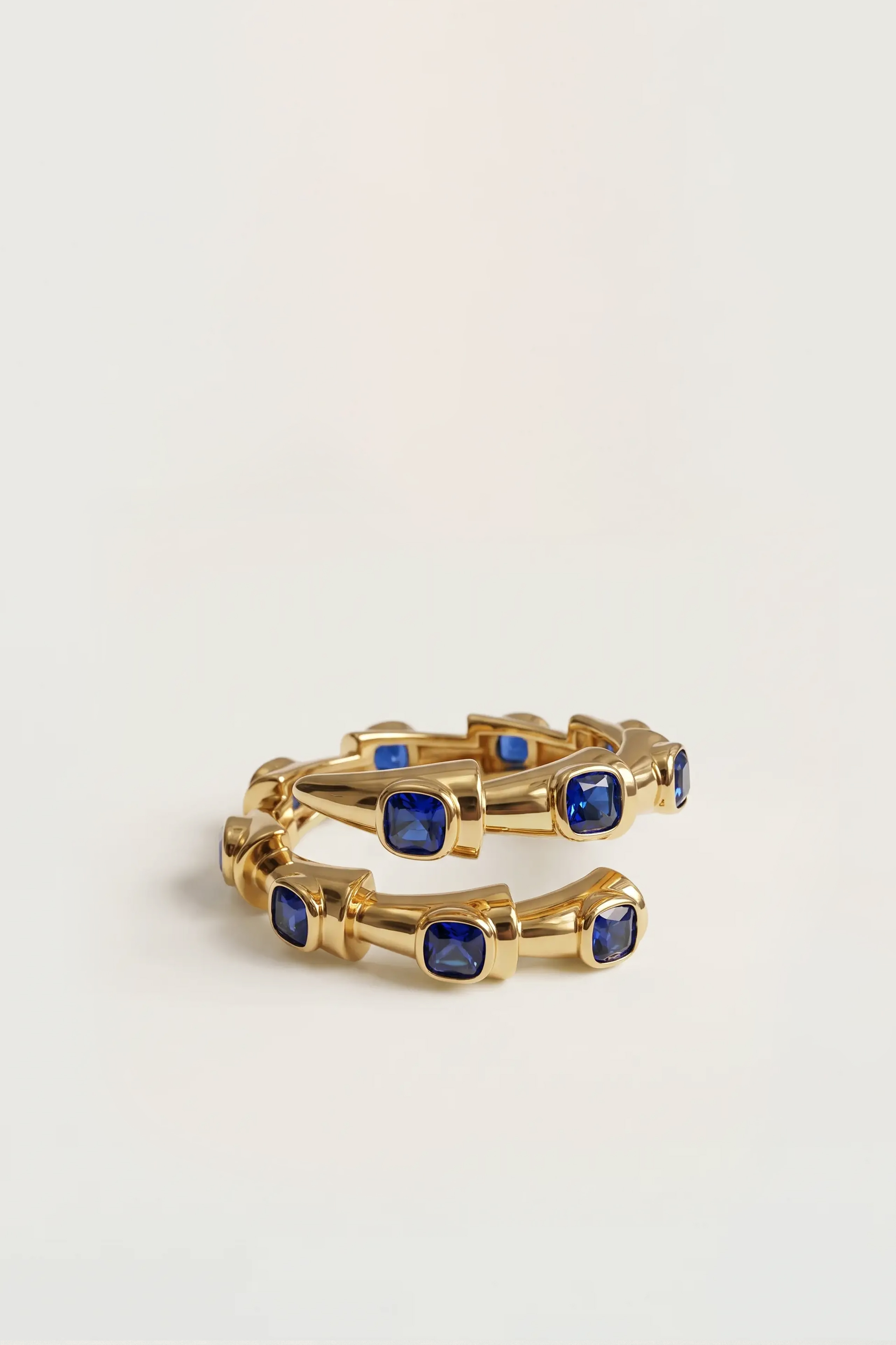 Chica Ring./ Blue