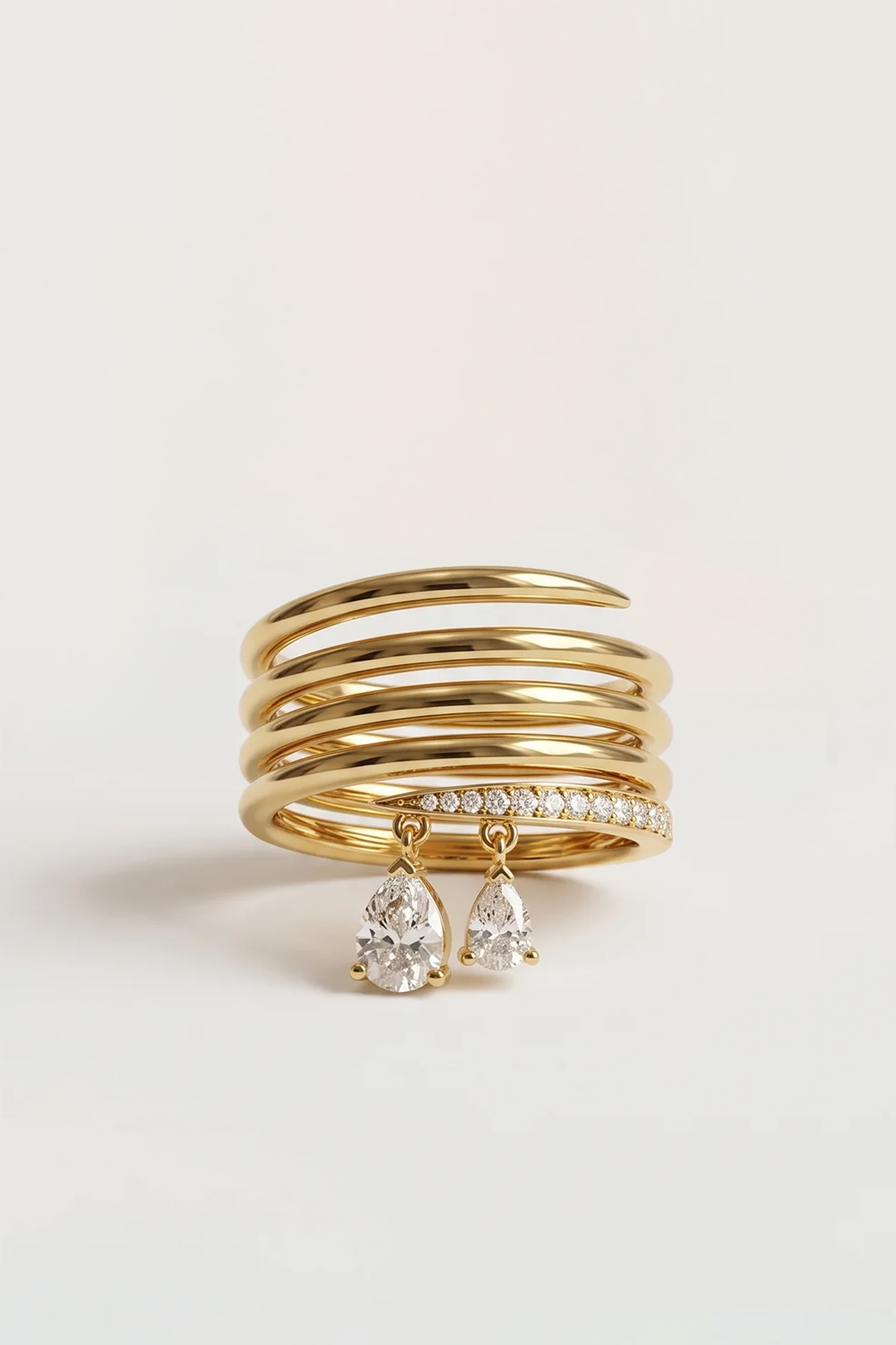 Dessa Paved Ring.