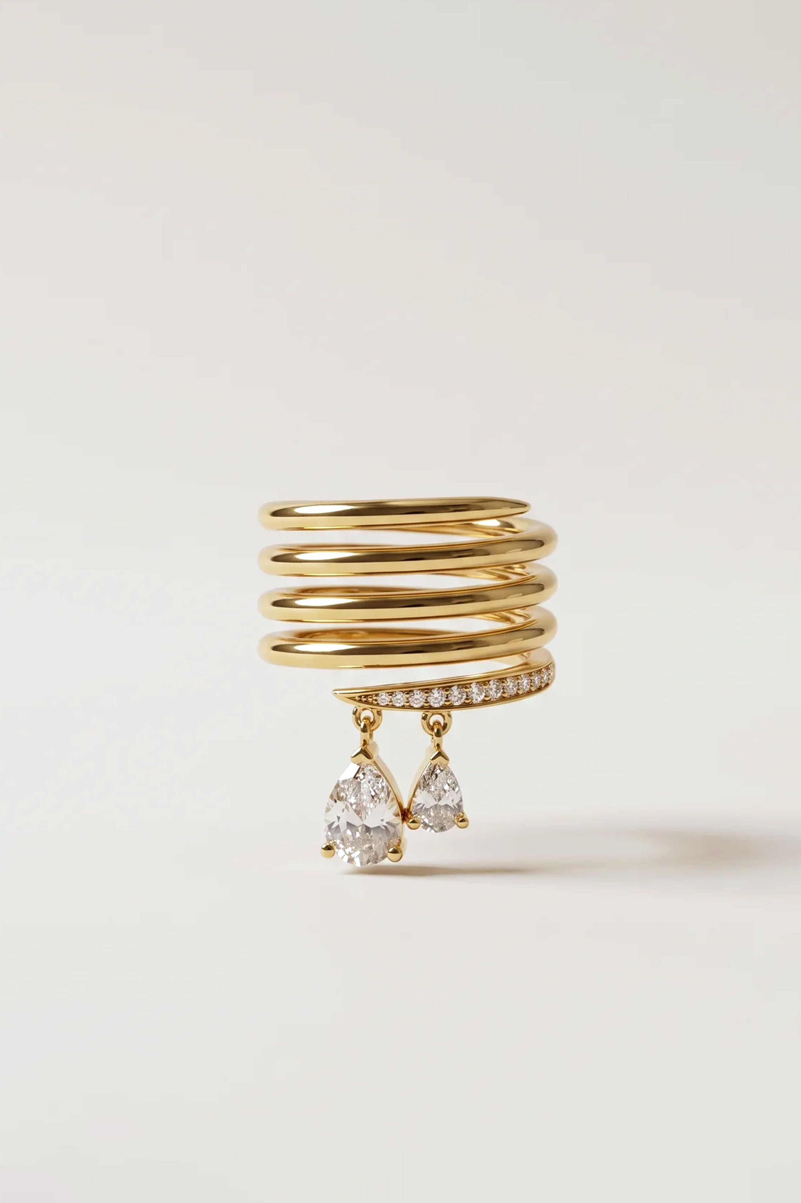 Dessa Paved Ring.