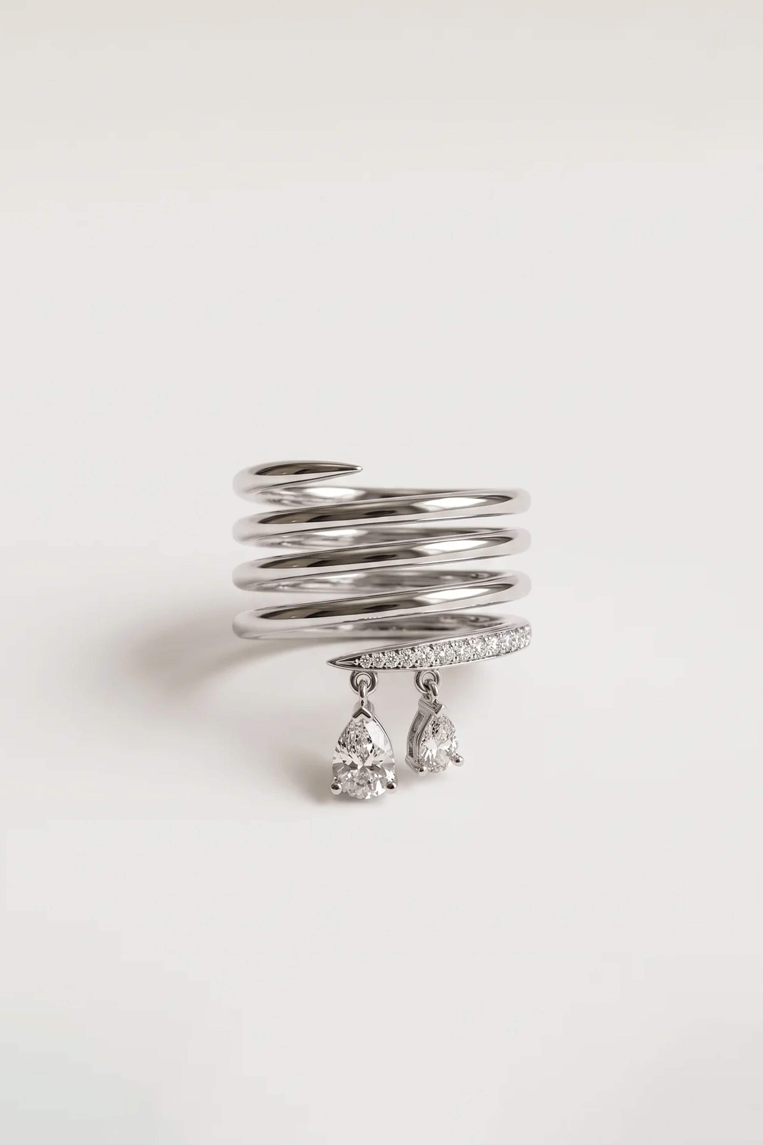 Dessa Paved Ring.