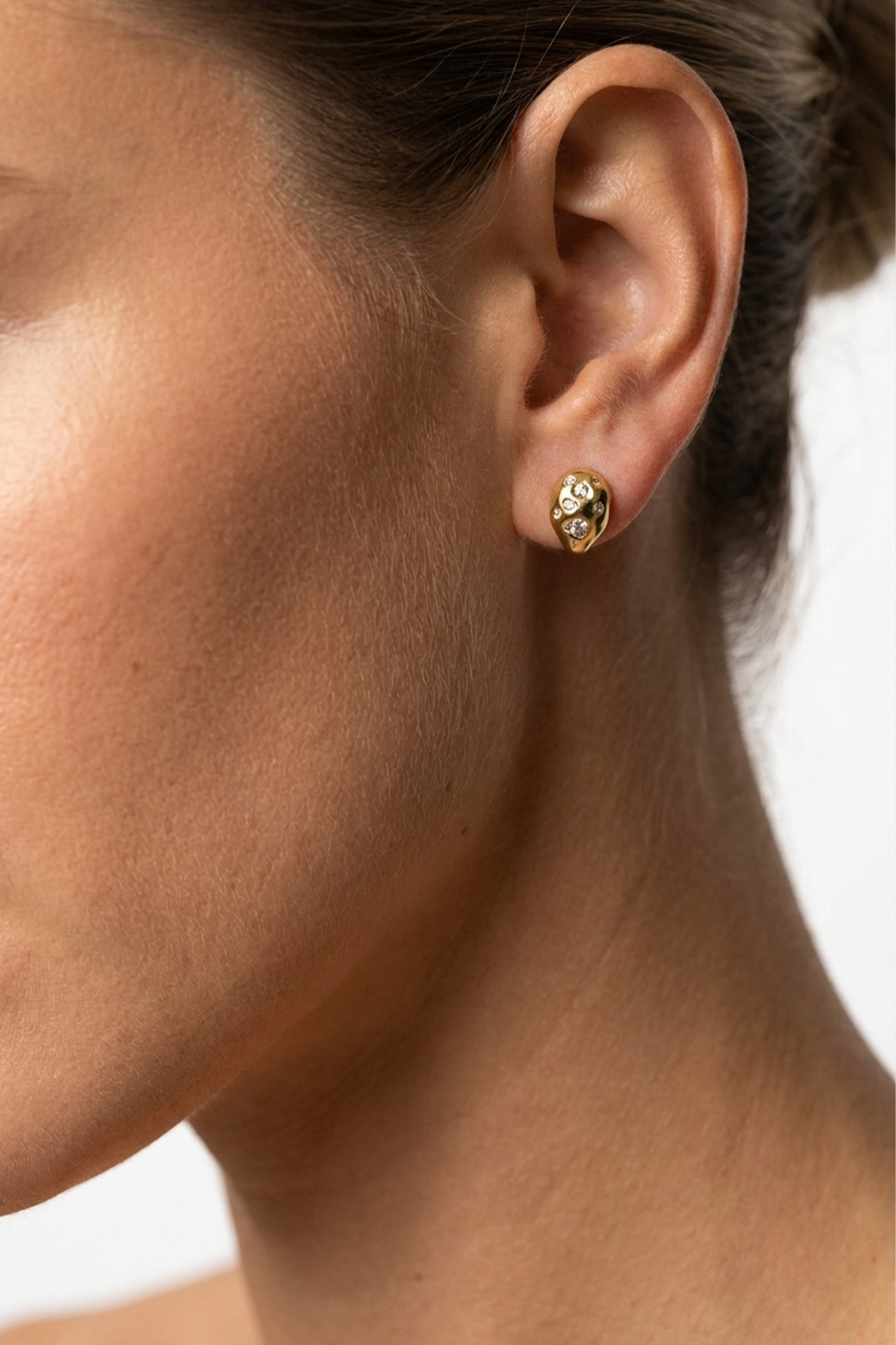 Gur' Studs/ xs.